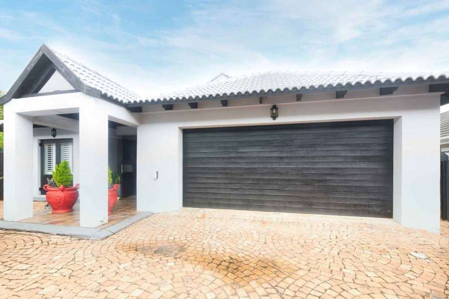 4 Bedroom Property for Sale in Hermanus Heights Western Cape